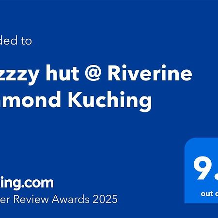 Cozzzy Hut @ Riverine Diamond Kuching Eksteriør billede