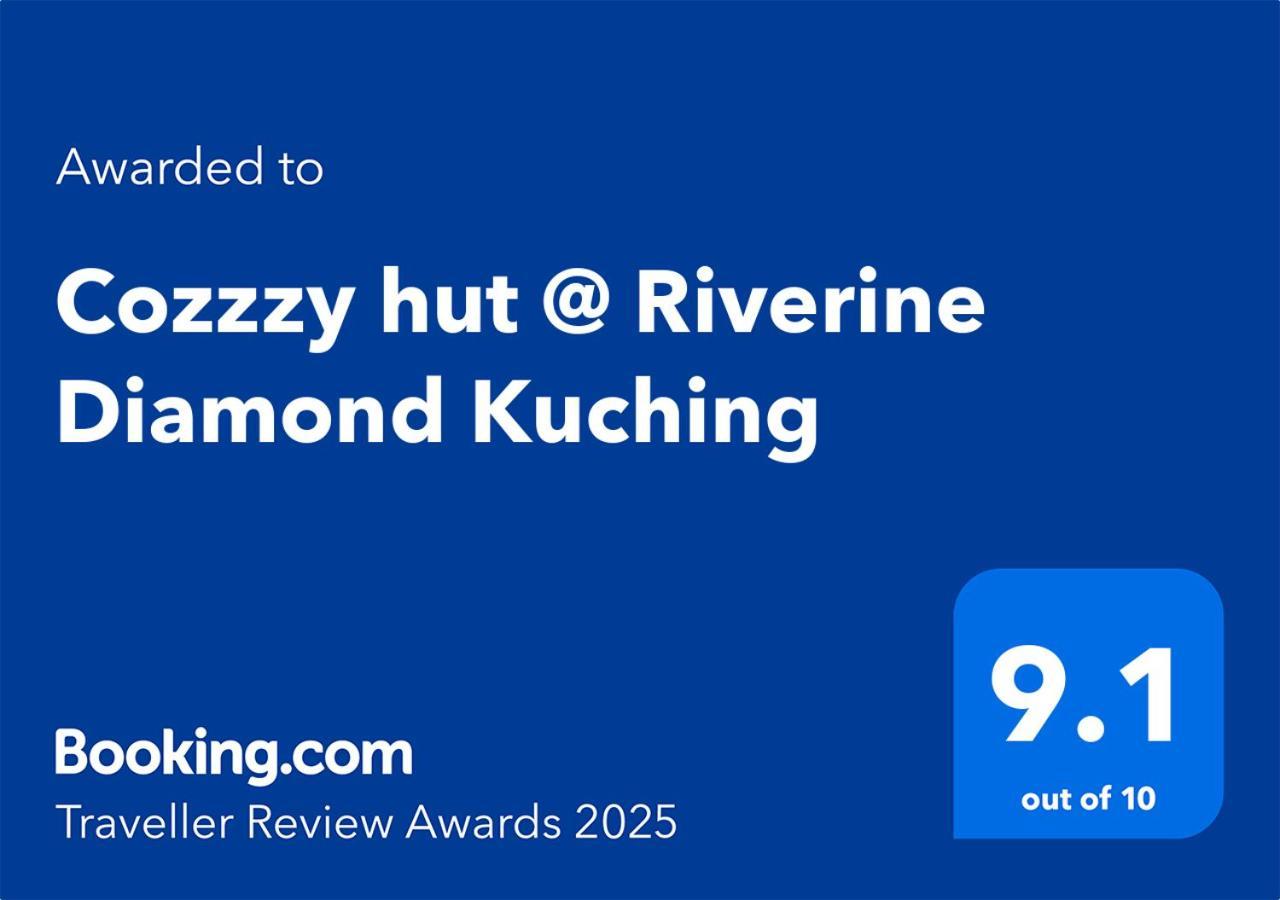 Cozzzy Hut @ Riverine Diamond Kuching Eksteriør billede